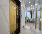 Nhà 3 tầng có thang máy , đường ô tô Huỳnh Tấn Phát, giá 6 tỷ 500 triệu.