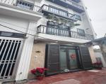 Cho thuê nhà riêng 5 tầng full đồ cực đẹp tại Bát Khối, Long Biên, Hà Nội.