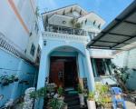 Bình Tân, Khu Vip Lê Văn Quới, Biệt thự đẹp 3 tầng, 250m2, Ngang 10m, giá rẻ.