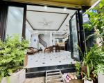 HIẾM. NHÀ NAM DƯ - LĨNH NAM - HOÀNG MAI. LÔ GÓC- THANG MÁY - Ở SƯỚNG. DT 42m x 7.9 tỷ.