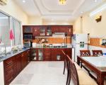 Sát ĐH Văn Lang -  Dương Quảng Hàm - 115M² - Ngang 6.6M - 4 Tầng - Hẻm Xe Hơi Thông - Chỉ
