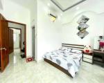NHÀ DẸP 3 TẦNG NGAY NHÀ BÈ HUỲNH TẤN PHÁT CHỈ 6 TỶ