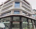 Cực đẹp, cực hiếm Hoàng Hoa Thám 9 tầng thang máy, 3 mặt tiền, 150 triệu/ tháng hơn 50 tỷ