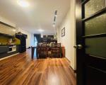 Bán nhà đường Văn Cao, DT 30 m2, 5 Tầng, Ô tô tránh, View Hồ Tây, Gía nhỉnh 20 tỷ.
