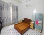 Bán nhà phố Nguyễn Văn Huyên, DT 48 M2, 4 Tầng, Ô tô, MT 4.4 M, Gía nhỉnh 15 tỷ.