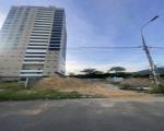 Bán đất mặt tiền Nguyễn Đình Hoàn 270m2, ngang 12m, giá 25.5 tỷ gần Khúc Hạo