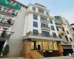 Cho thuê nhà, 113m2_ 5T; Huỳnh Thúc Kháng, Nguyên Hồng, Đống Đa -38 tr