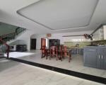 Gấp bán nhà Quận 3, 4 tầng, gần MT Nguyễn Phúc Nguyên, dt 84m2.