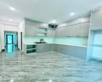 Bán Nhà Đường Láng. Đống Đa. 5 Tầng Thang Máy. Ô Tô. DT 36m2. MT 3.5m. Giá 13.8 Tỷ.
