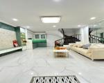 Bán nhà Vĩnh Hưng, Hoàng Mai dưới 5.6 tỷ. DT 30m2 x 6 tầng. Ngõ thoáng ô tô.