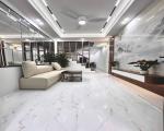 BÁN NHÀ 5 TẦNG NỘI THẤT ĐẸP, Ô TÔ ĐỖ CỔNG, RẤT GẦN MẶT PHỐ HOÀNG MAI.