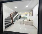 # Nhỉnh 3 tỷ xíu, Góc K thẳng thông Trần Cao Vân, gần Chợ Tam Thuận, 2 tầng đẹp
