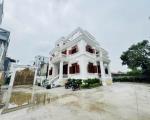 Biệt thự sân vườn Thạnh Lộc 37,Quận12 cũ Dt 26,9m x 27m tổng sử dụng 731m thổ cư 450m