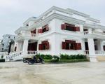 BIỆT THỰ SÂN VƯỜN THẠNH LỘC 37, Q12 - TỔNG 731M² GỒM 7PN, GỖ GÕ ĐỎ CAO CẤP.