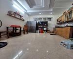 Bán Nhà Dương Quảng Hàm. Cầu Giấy. Ô Tô. DT 37m2. MT 3.5m. 5 Tầng. Giá 11.4 Tỷ.