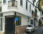 Bán nhà căn góc thoáng sáng hẻm 8m với nhiều phòng ngủ sát eTown Cộng Hòa chỉ dưới 7t